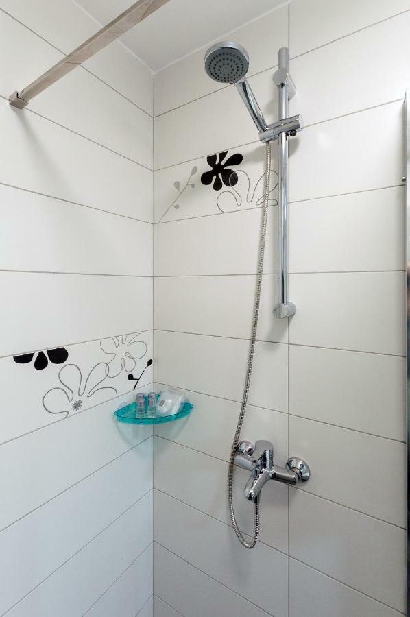 Boutique Wind Rose Apartment By The Beach بودْسْتغانا المظهر الخارجي الصورة